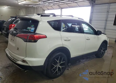 2016 Toyota Rav4 Se z USA, uszkodzony, nr VIN JTMJFREV4GD179044